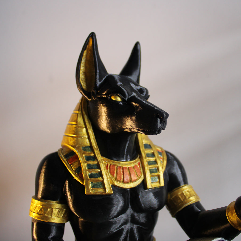 Exhibidor de vino inspirado en Anubis